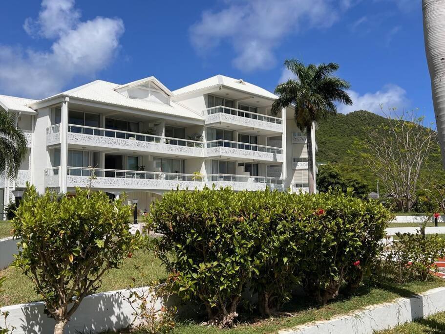 Apartmán Charmant En Bord De Plage Anse Marcel Exteriér fotografie